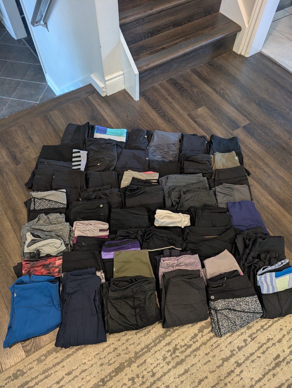 Lululemon lot 102 pieces * Flaws